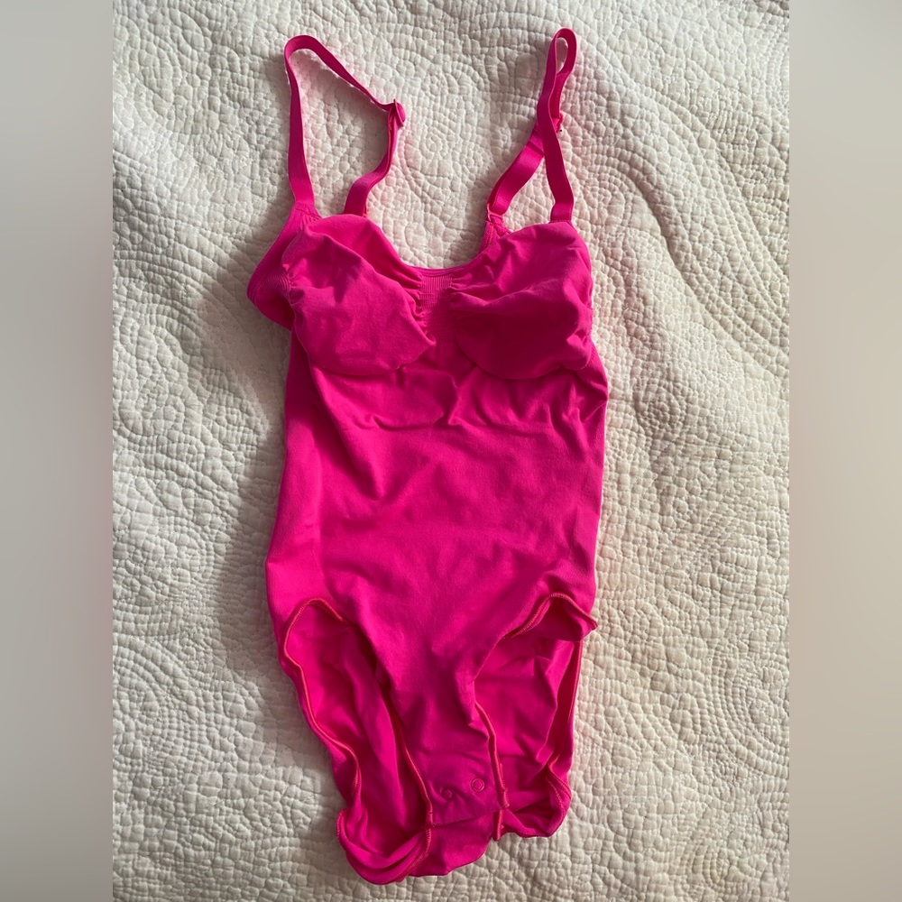 SKIMS Sculpting bodysuit brief with snaps